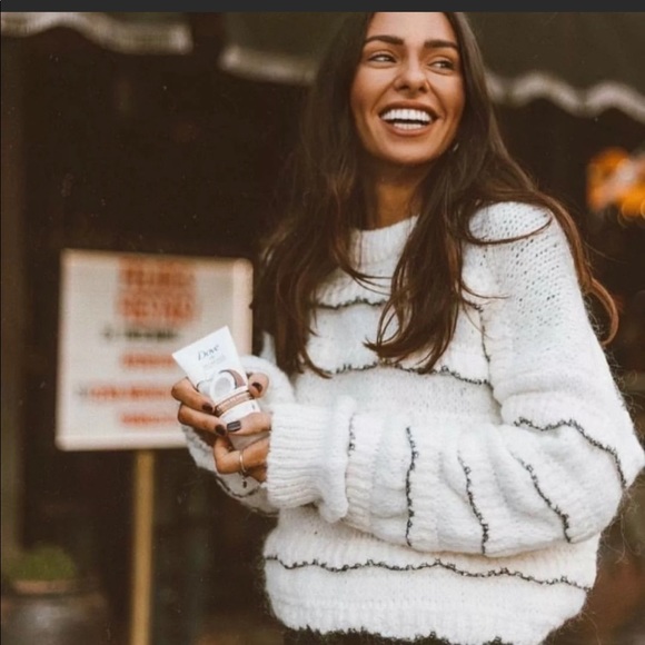 ZARA NWT Limited Edition Knit Ruffled Sweater - Picture 4 of 4